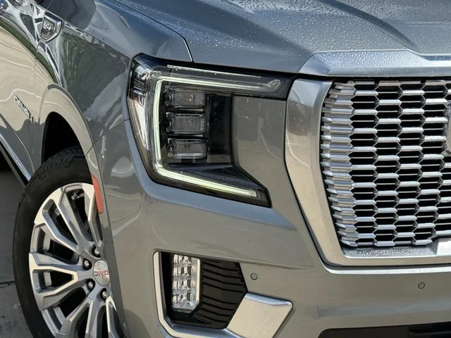 2024 GMC Yukon - Image 3