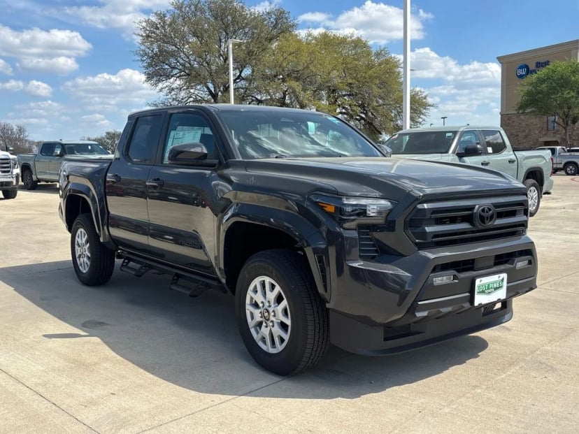 2026 Toyota Tacoma - Image 5