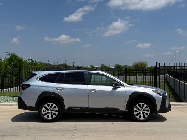 2025 Subaru Outback - Image 5