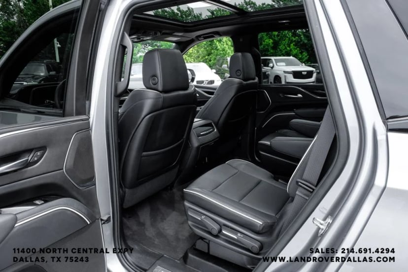 2023 Cadillac Escalade - Image 49