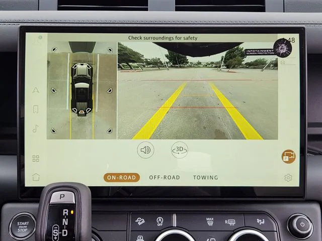 2026 Land Rover Defender 110 - Image 13