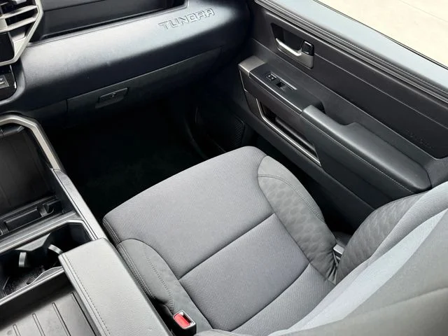 2023 Toyota Tundra - Image 19