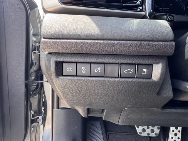 2026 Toyota Camry - Image 16