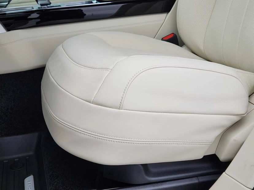 2026 LAND ROVER Range Rover - Image 21