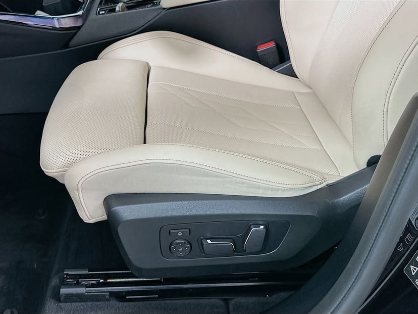 2025 BMW X3 - Image 18