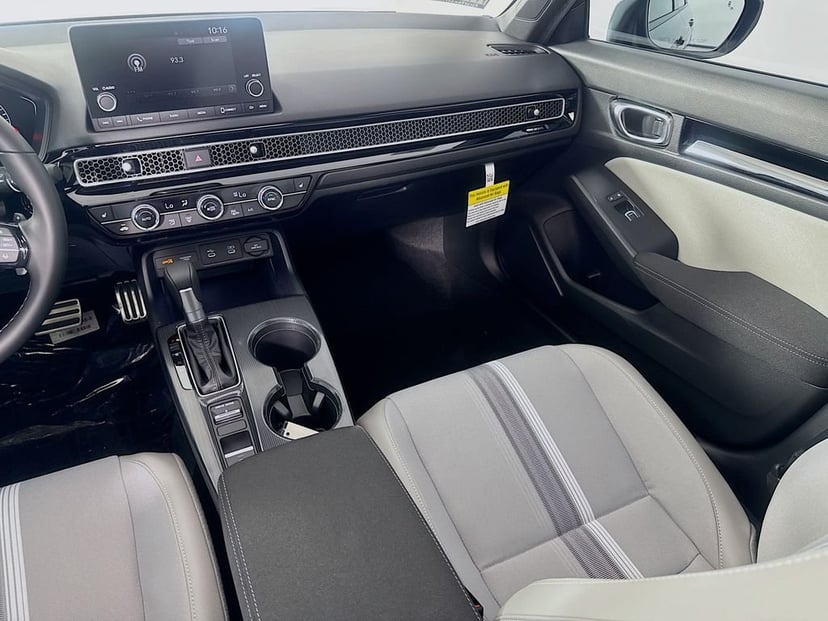 2026 Honda Civic Hybrid - Image 34