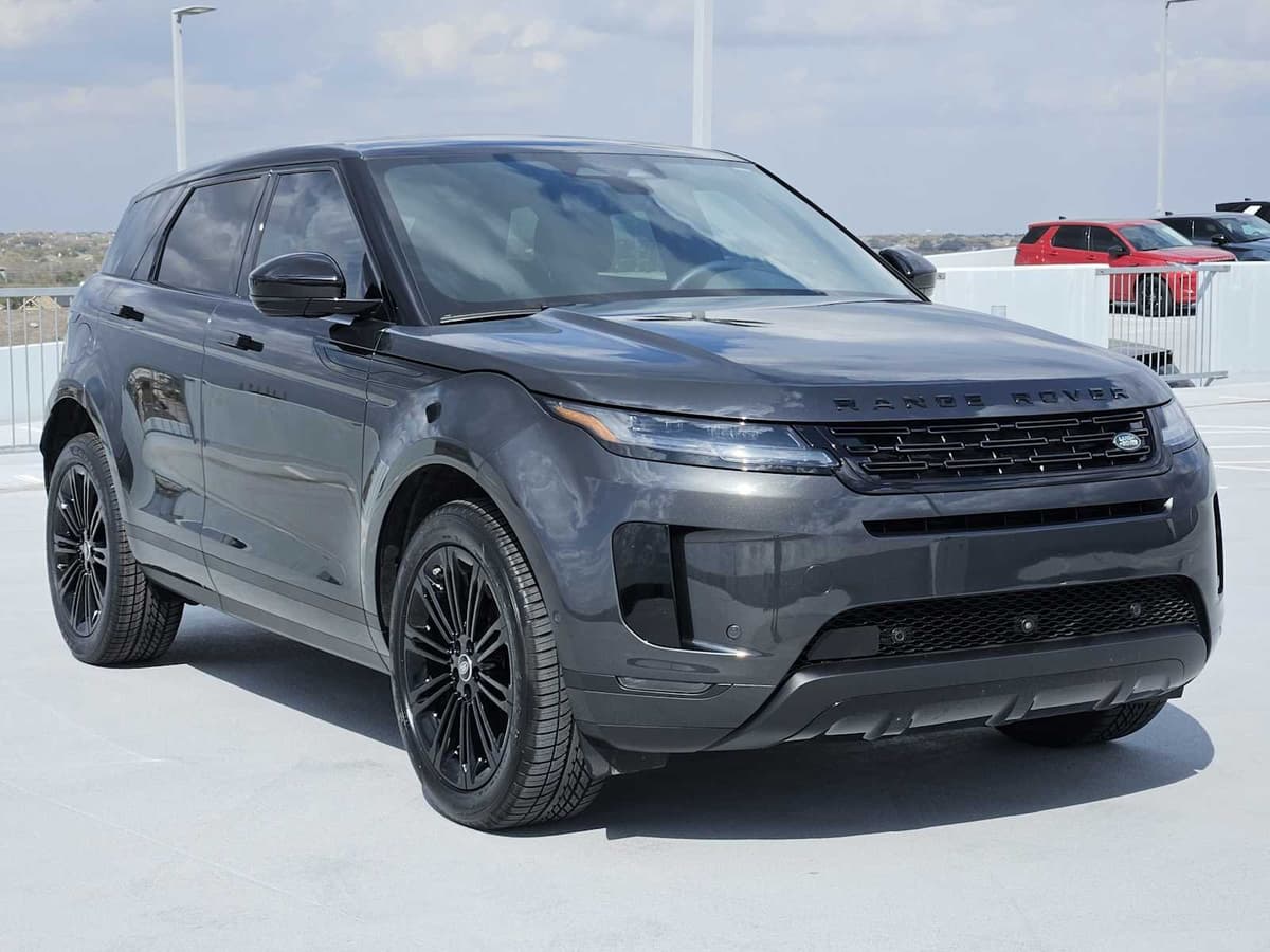 2026 Land Rover Range Rover Evoque - Image 3