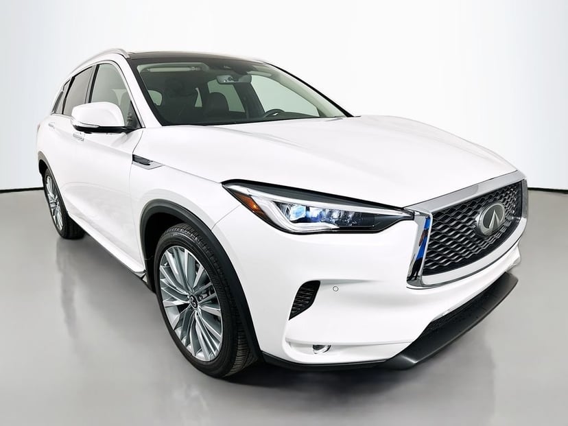 2023 INFINITI QX50 - Image 3