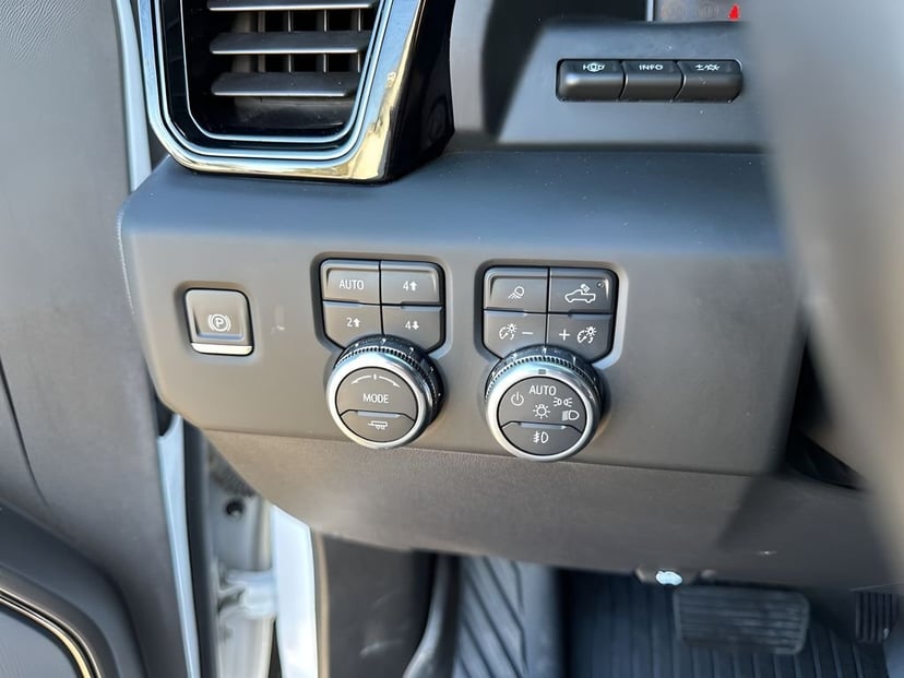 2024 GMC Sierra 1500 - Image 29