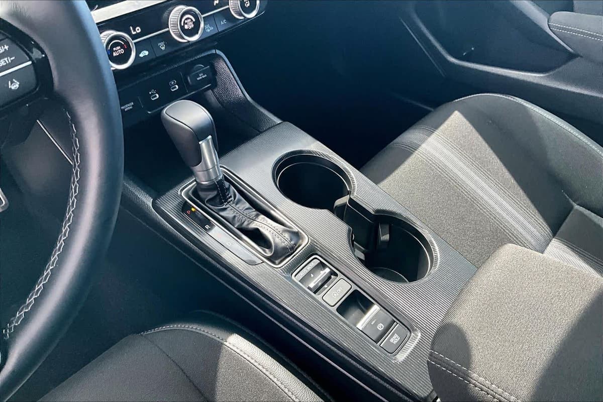 2025 Honda Civic - Image 16