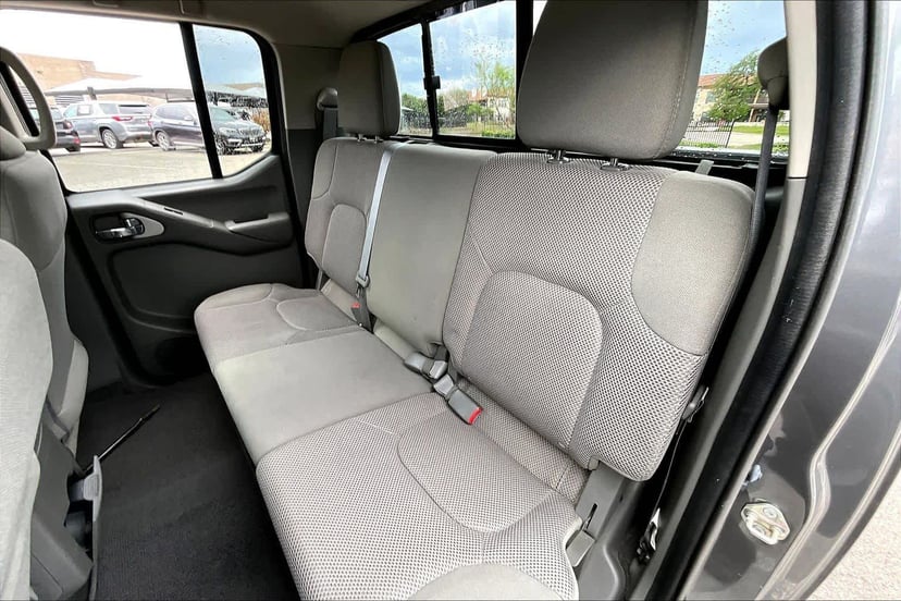 2019 Nissan Frontier - Image 21