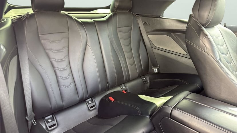 2020 BMW 8 Series - Image 27