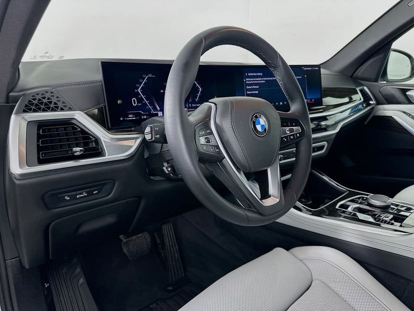 2024 BMW X5 - Image 9