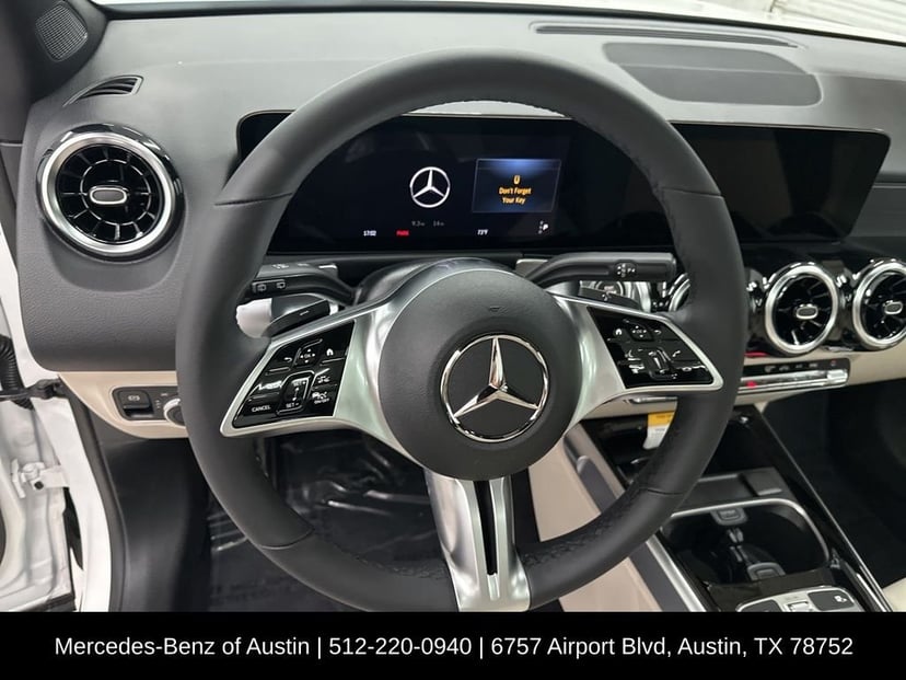 2026 Mercedes-Benz GLB - Image 11