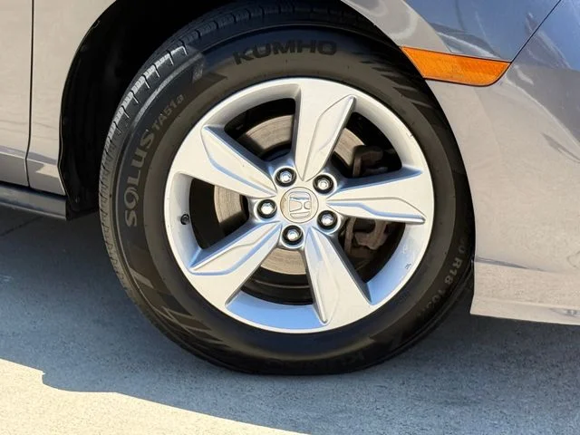 2019 Honda Odyssey - Image 2