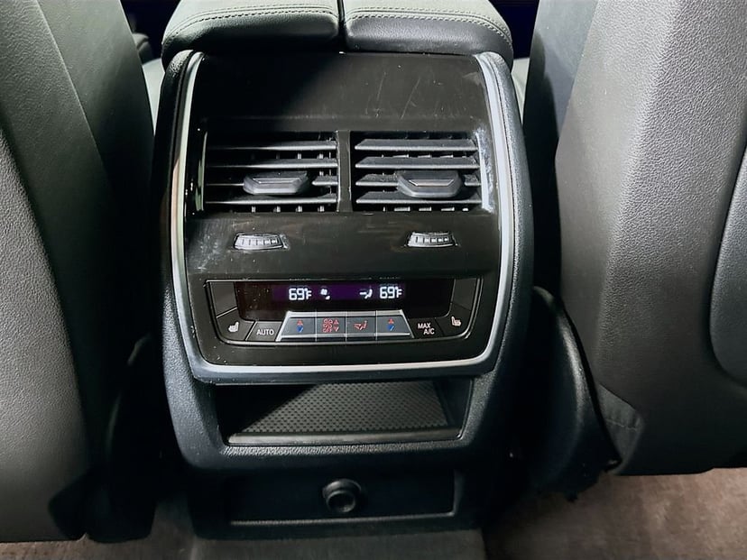 2023 BMW X5 - Image 26