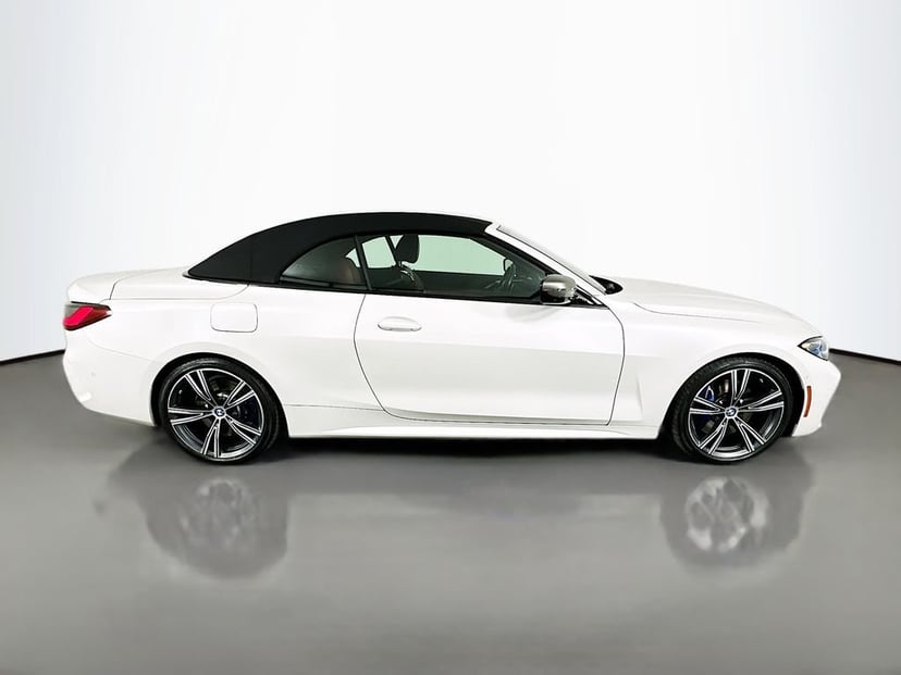 2024 BMW 4 Series - Image 3