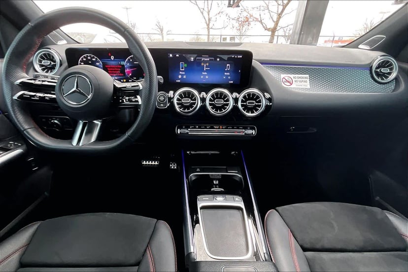 2025 Mercedes-Benz GLA 250 - Image 15
