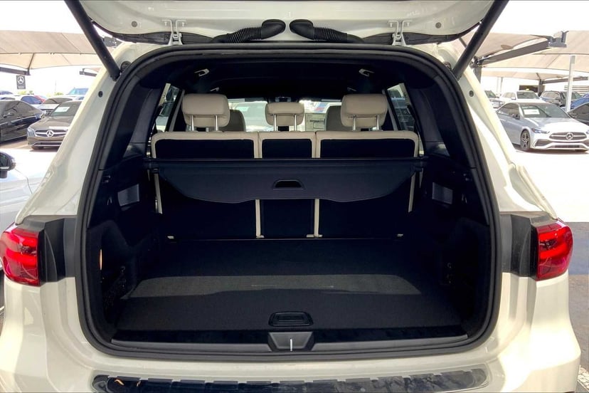 2025 Mercedes-Benz GLB 250 - Image 14