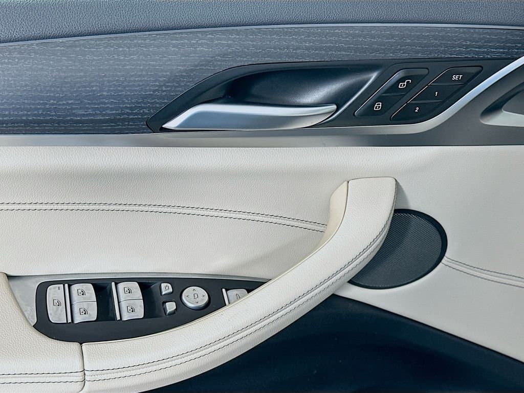 2023 BMW X3 - Image 18