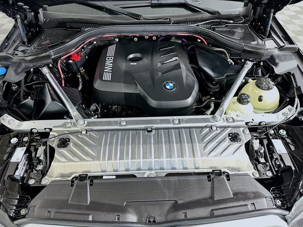 2025 BMW X3 - Image 29