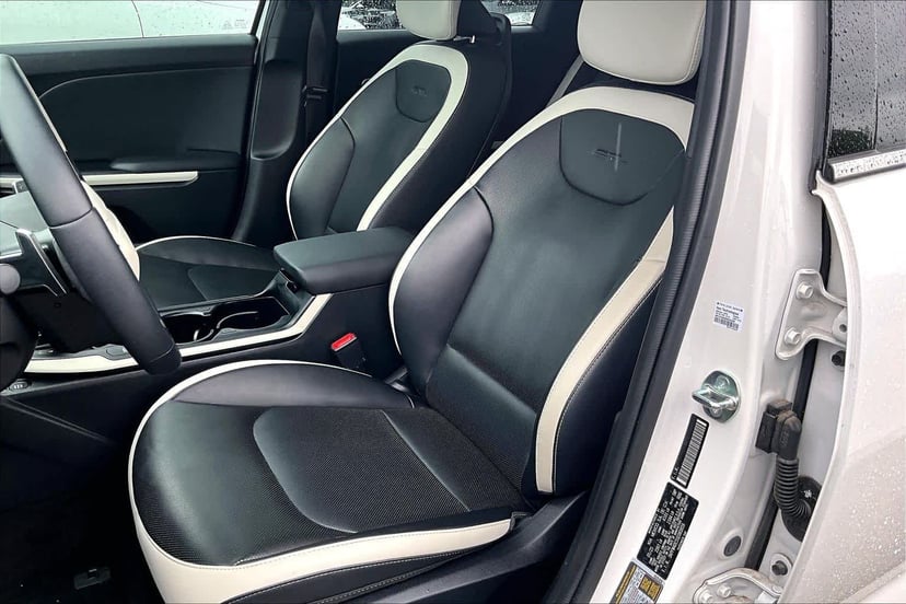 2025 Kia K4 - Image 8