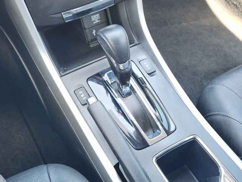2014 Honda Accord - Image 20