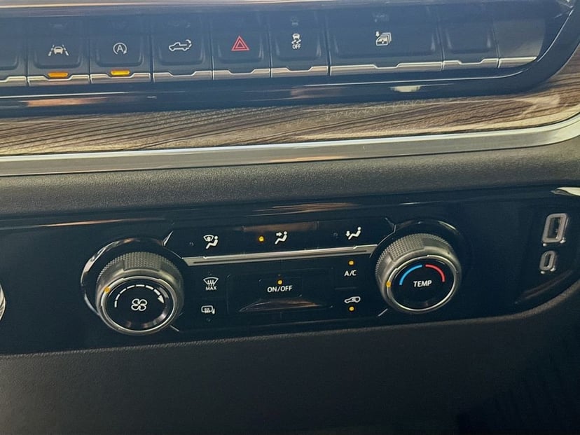 2023 Chevrolet Silverado 1500 - Image 19