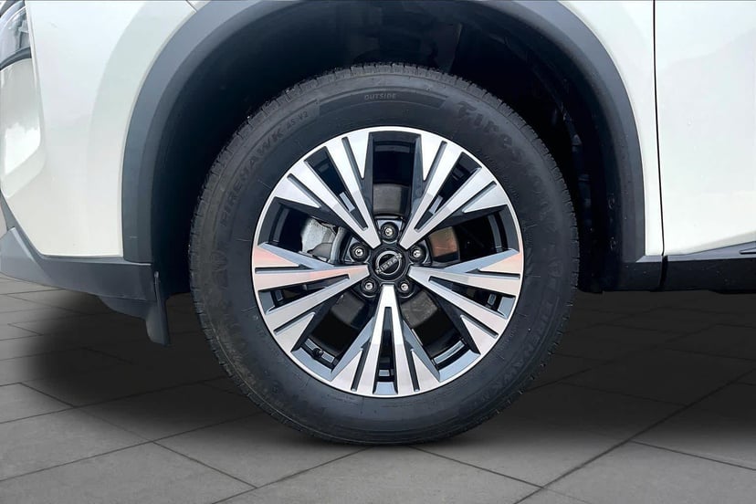 2022 Nissan Rogue - Image 11