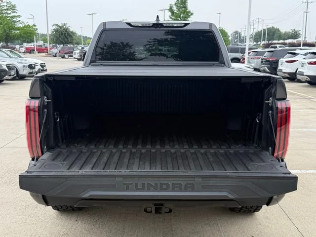 2023 Toyota Tundra Hybrid - Image 28