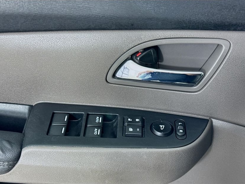2015 Honda Odyssey - Image 21