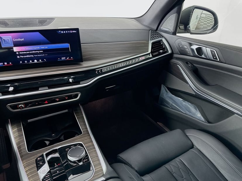 2024 BMW X5 - Image 24
