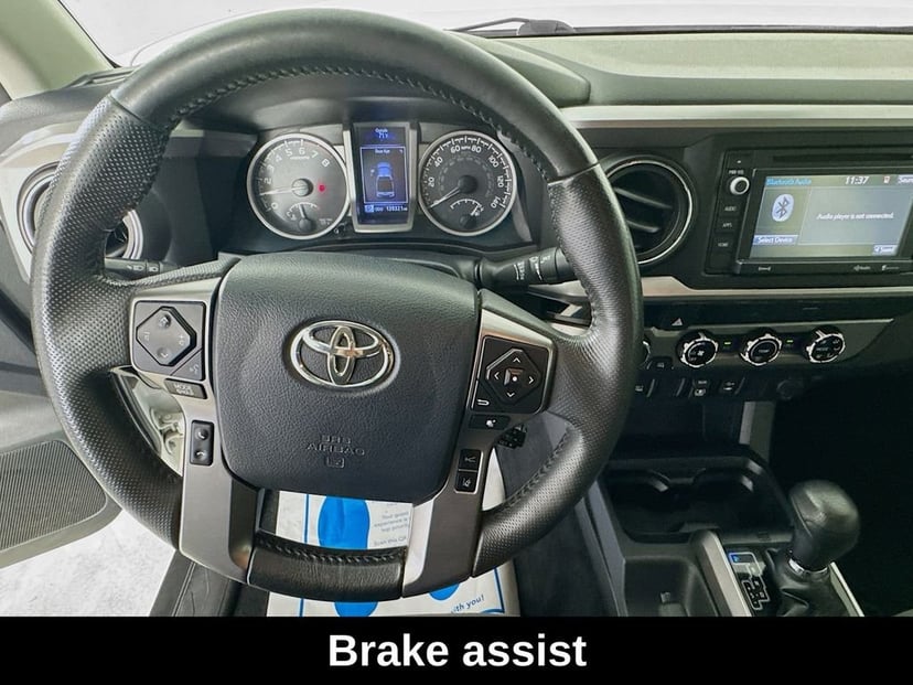 2018 Toyota Tacoma - Image 12