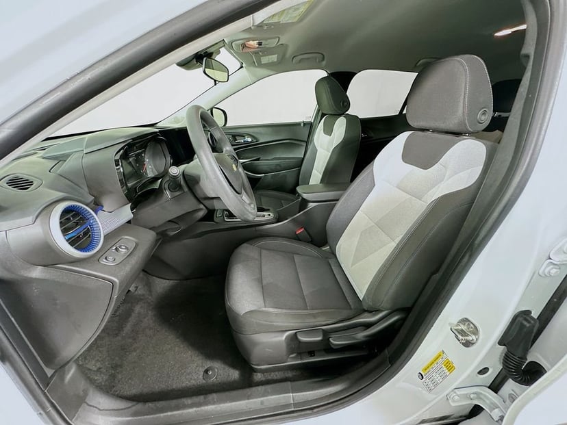 2025 Chevrolet Trax - Image 20