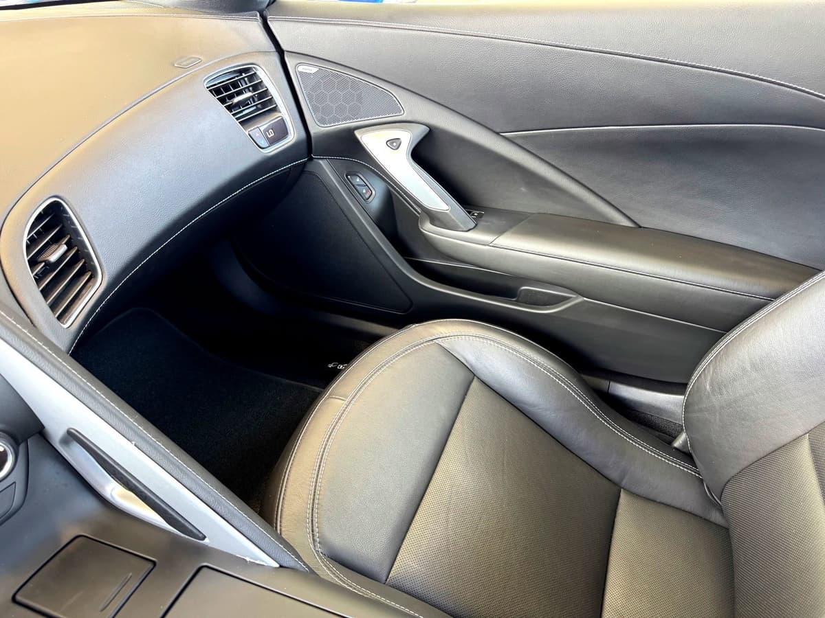 2019 Chevrolet Corvette - Image 34