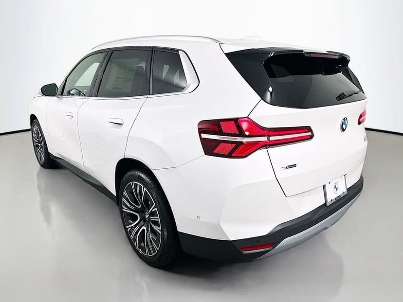 2026 BMW X3 - Image 7