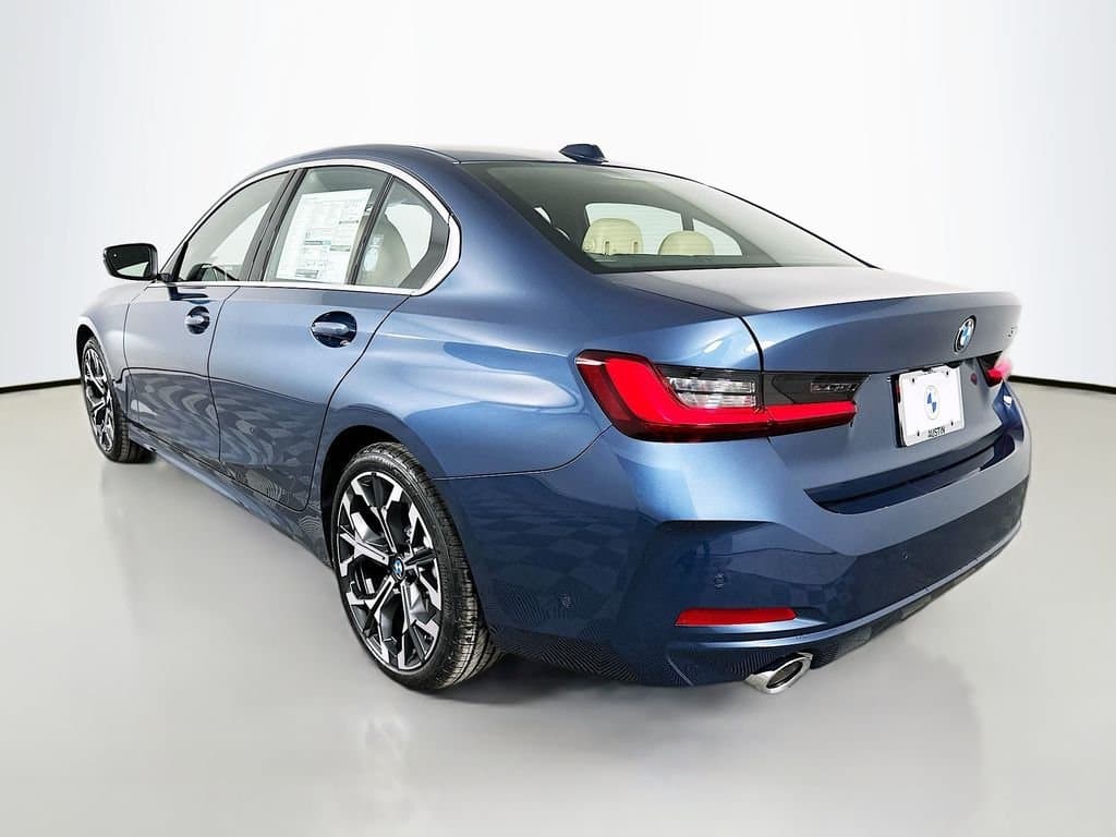 2026 BMW 3 Series - Image 7