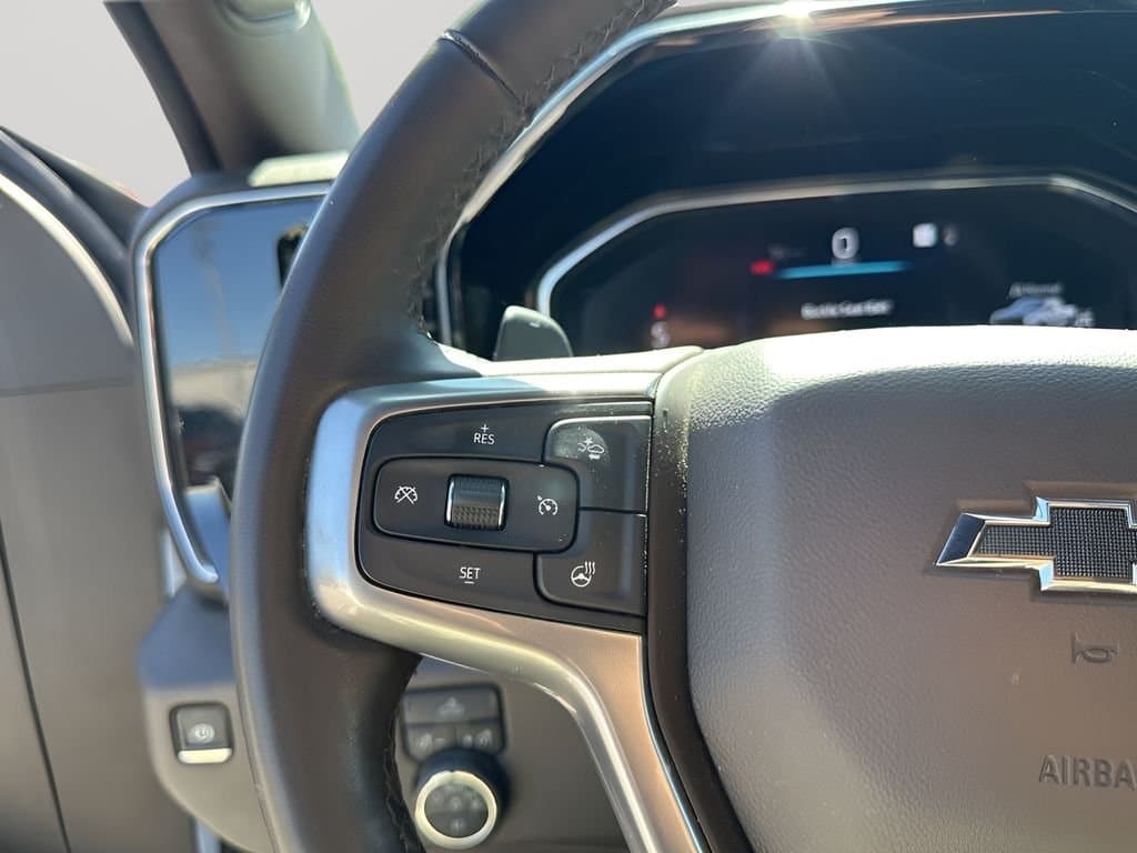 2025 Chevrolet Silverado 1500 - Image 30