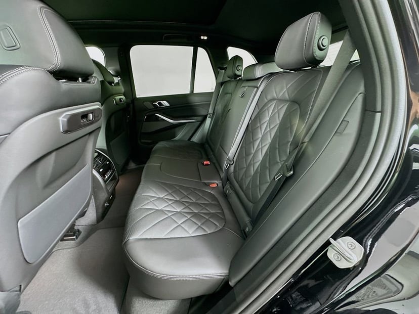 2026 BMW X5 - Image 17