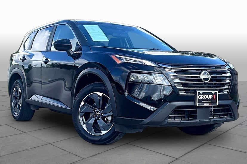 2025 Nissan Rogue - Image 1