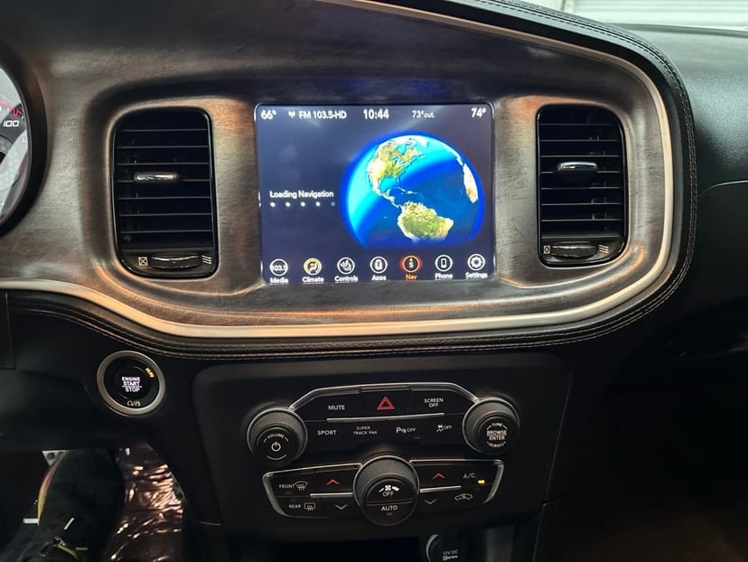 2020 Dodge Charger - Image 14