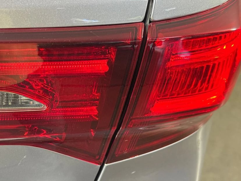 2017 Acura MDX - Image 33