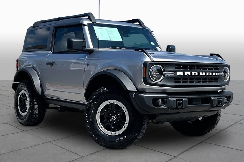 2022 Ford Bronco - Image 1