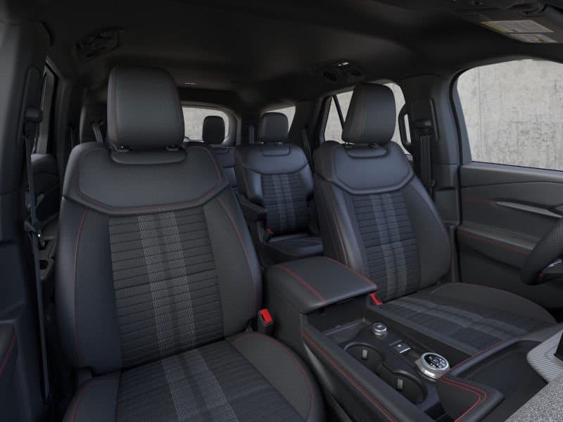2026 Ford Explorer - Image 23