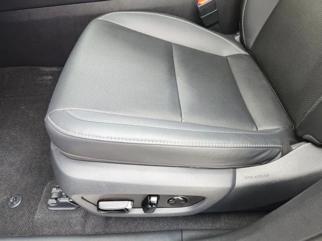 2024 Lexus RX - Image 24