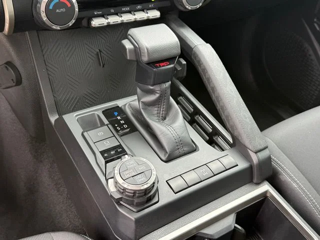 2024 Toyota Tacoma - Image 21