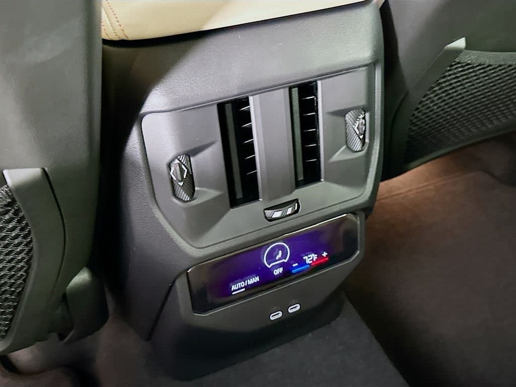 2026 BMW X3 - Image 18