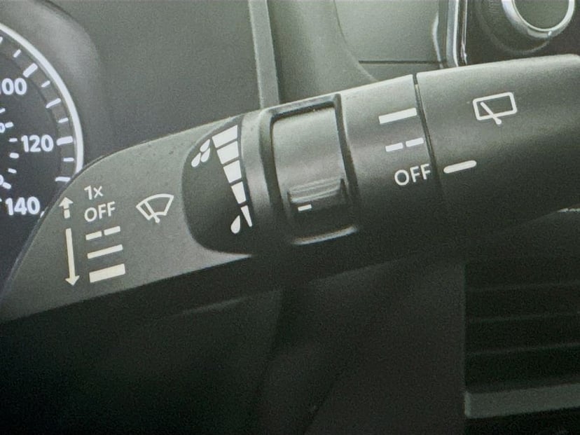 2023 Nissan Rogue - Image 14