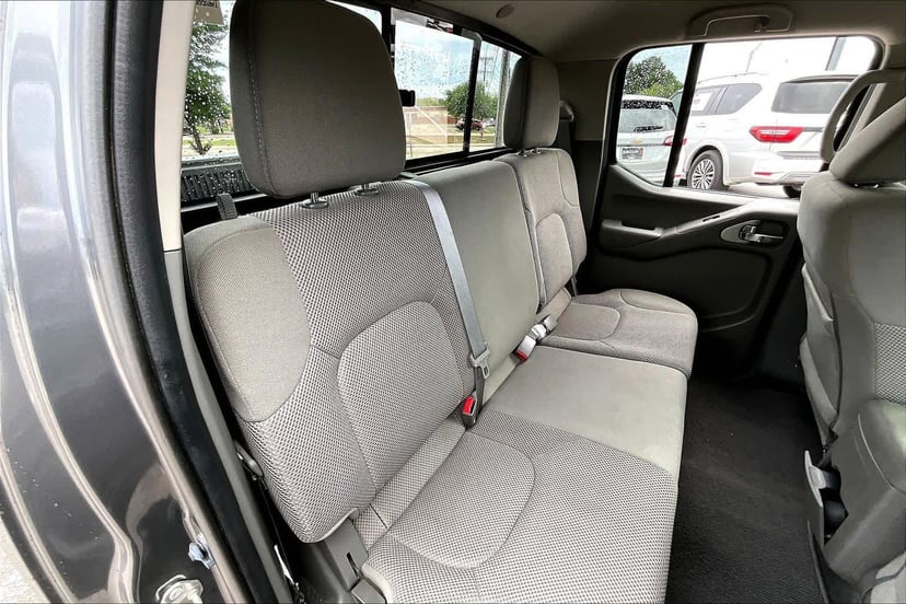 2019 Nissan Frontier - Image 20