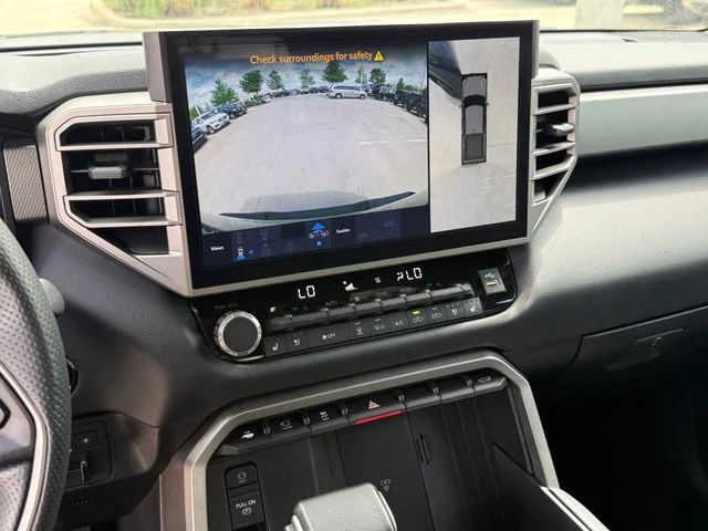 2025 Toyota Tundra - Image 22